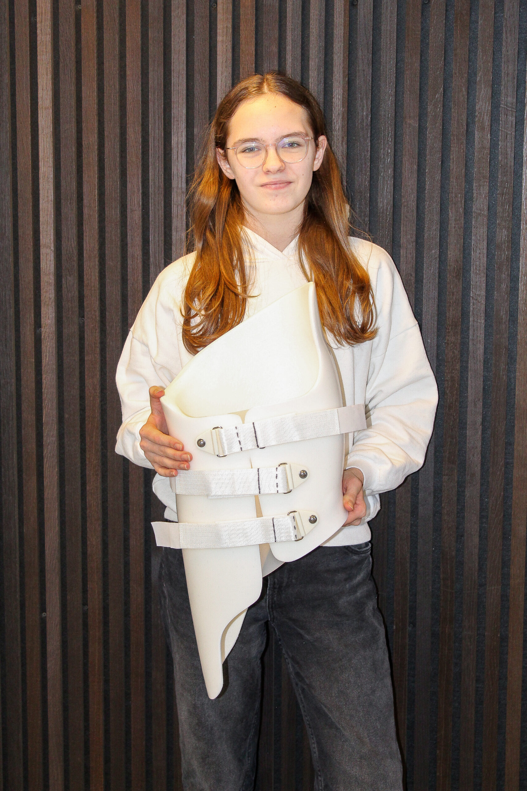 Milda_Valentukevicute_skoliose_korset